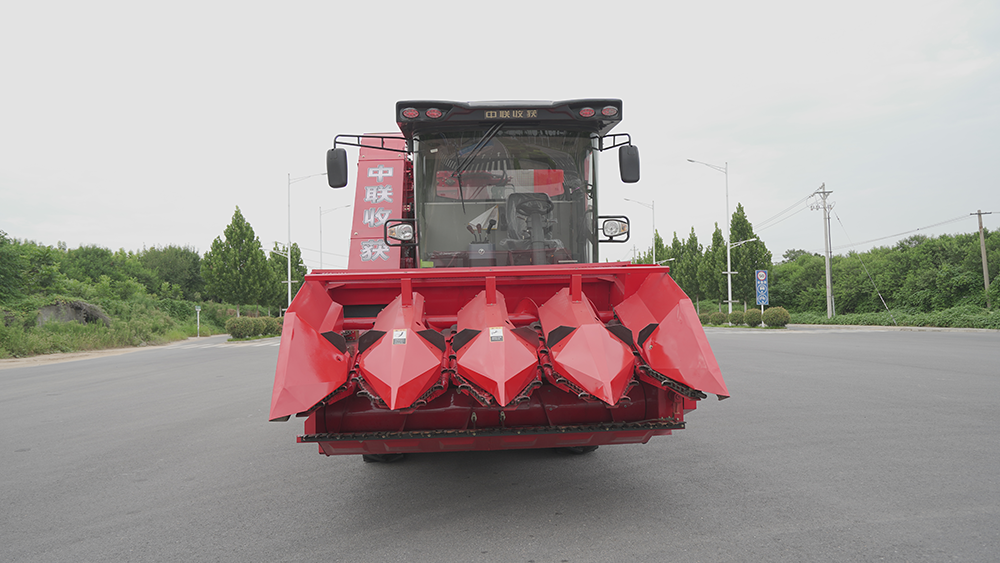 BJL平台4YZJ-4型自走式玉米穗茎收获机